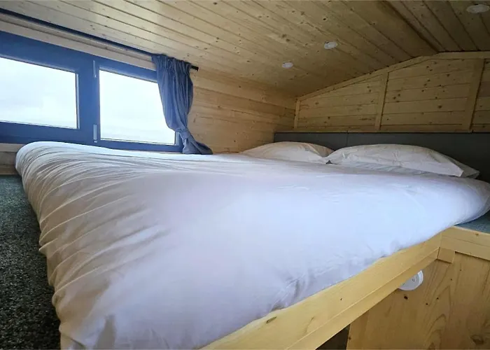 Intermezzo X By Tiny Away Semesterbostad *